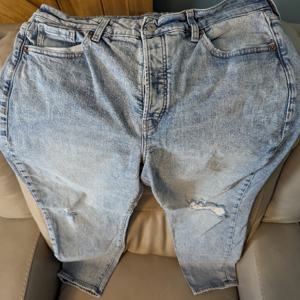 High Rise Straight Jeans - Picture 4 of 10